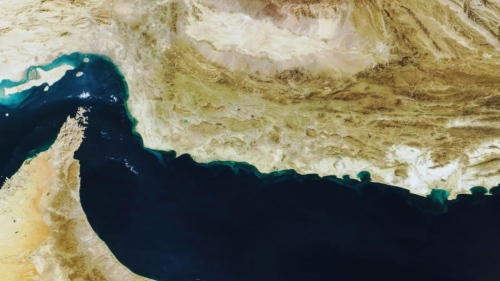 Цените на петрола скочиха, борсовите индекси паднаха: Тръмп не успя да успокои паниката покрай Ормузкия проток