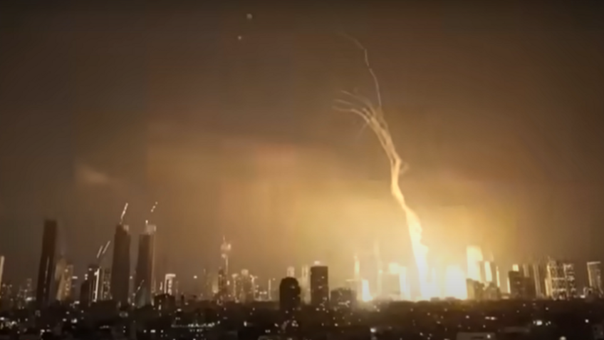 Нова опасна ескалация: Израел бомбардира Бейрут и Техеран, Иран отвърна