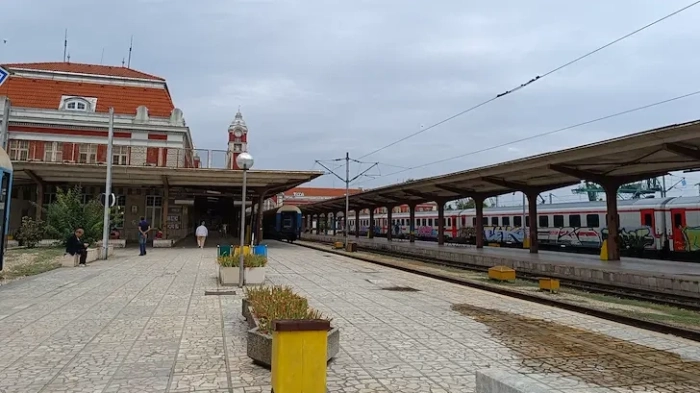 Смяната на часовото време обърква разписанията на БДЖ