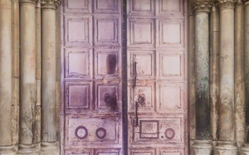 За първи път от векове: Израелската полиция спря службата на латинския патриарх на Йерусалим за Цветница