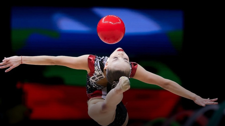 Невероятна Стилияна Николова грабна среброто във финала на топки на Световната купа в София