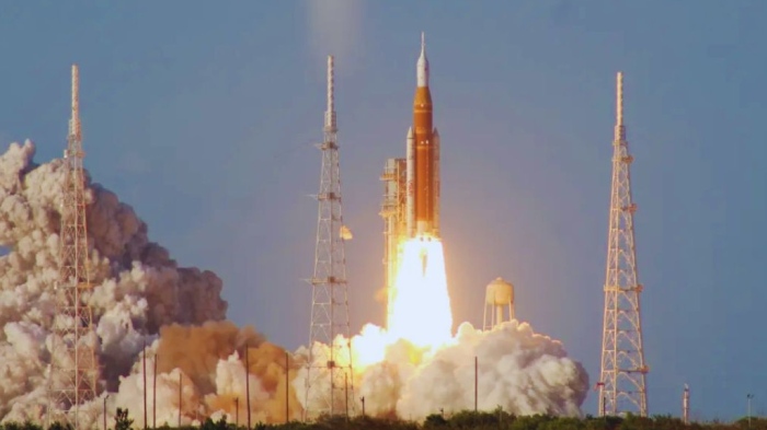 Артемис II излетя: космическият кораб на НАСА навлезе в орбита преди мисията до Луната