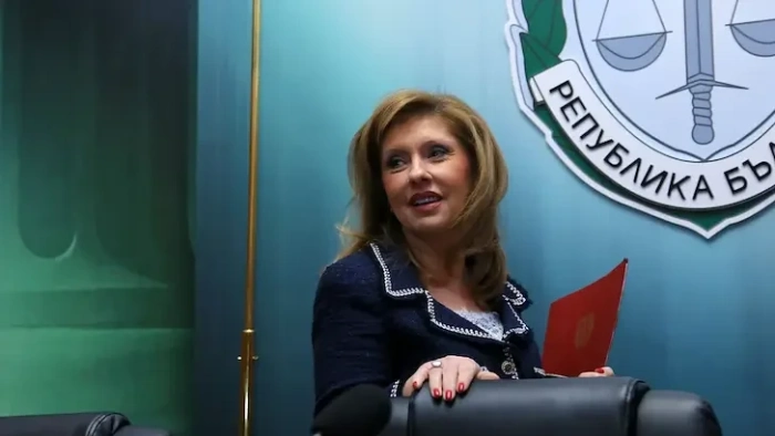 Емилия Русинова отрече тайните пътувания с Петьо Еврото