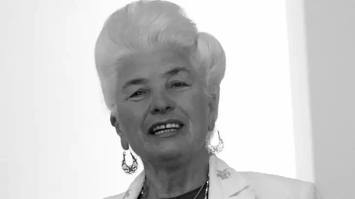 България се прощава с Янка Рупкина на Велика събота