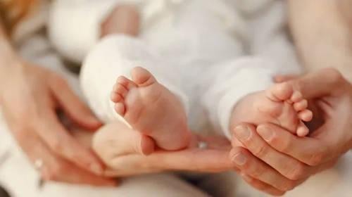 Ще изследват новородените в България за над 30 редки болести