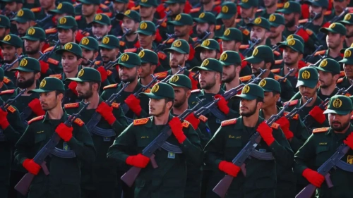 Иран мобилизира 26 милиона доброволци