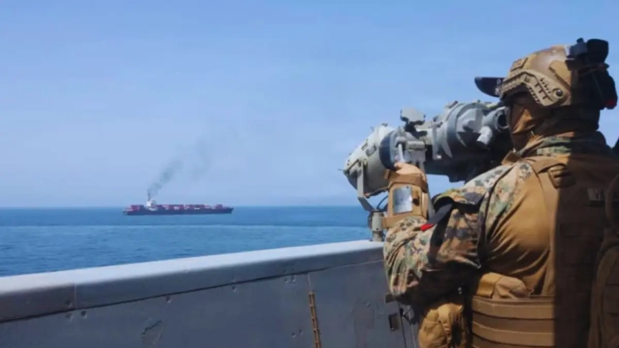 Иран задържа кораби в Ормузкия проток, американската блокада спира преговорите и вдига цените на петрола