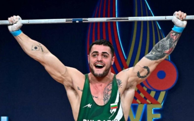 Историческа победа: Карлос Насар с четвърта европейска титла