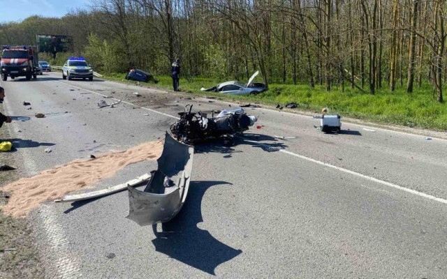 Румънски моторист загина, петима души пострадаха при адска катастрофа край Цар Калоян