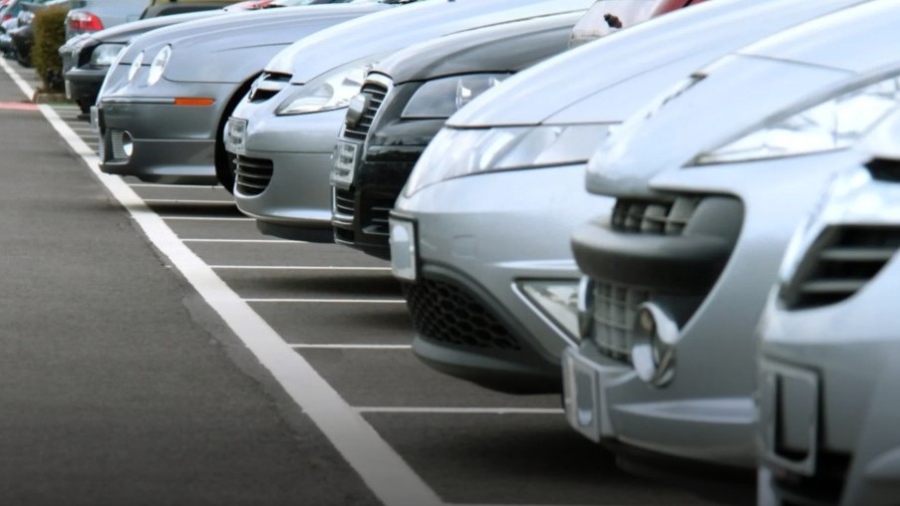 Добра новина за софиянци: Разкриват 1200 нови места за паркиране