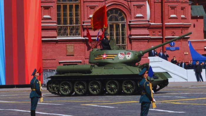 Без тежка техника: Русия променя мащаба на парада за 9 май