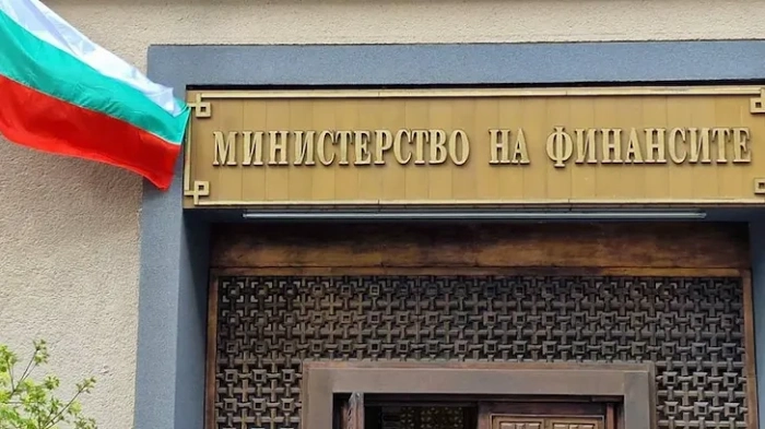 Бюджетният дефицит скочи до 2,5 милиарда евро