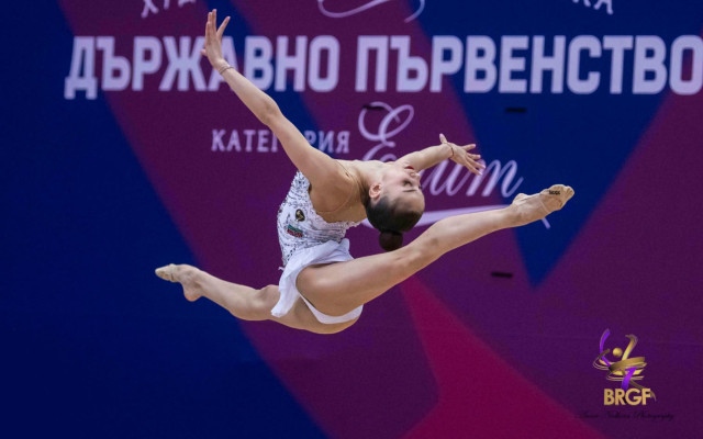 Абсолютен триумф за Алекса Рашева на турнира по художествена гимнастика в Испания