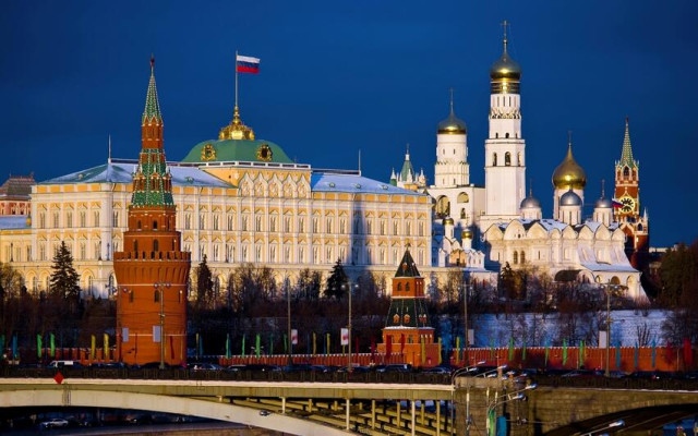 Шпионски скандал в Москва: Путин уволни пазителя на тайните на Кремъл