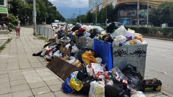 3 района на София затънаха в боклук. Задава ли се решение?