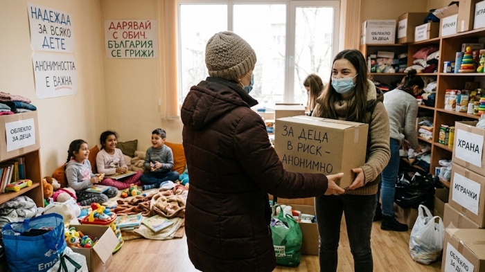 Все повече българи даряват за деца в риск, но предпочитат да останат анонимни