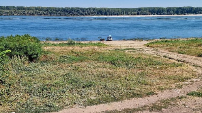 Рекордното маловодие на Дунав продължава – появиха се нови острови край Лом