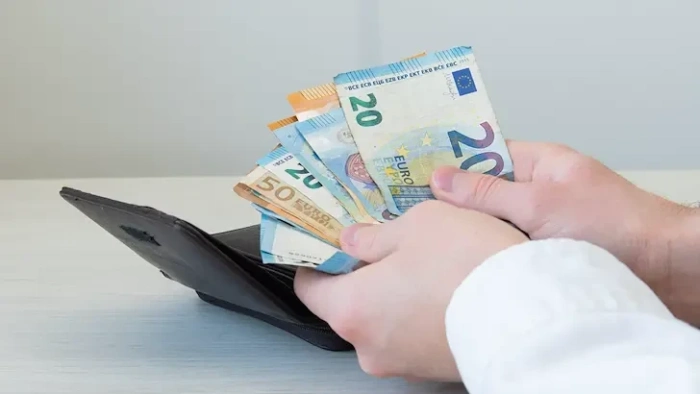 Кои доходи на работниците са освободени от осигуровки