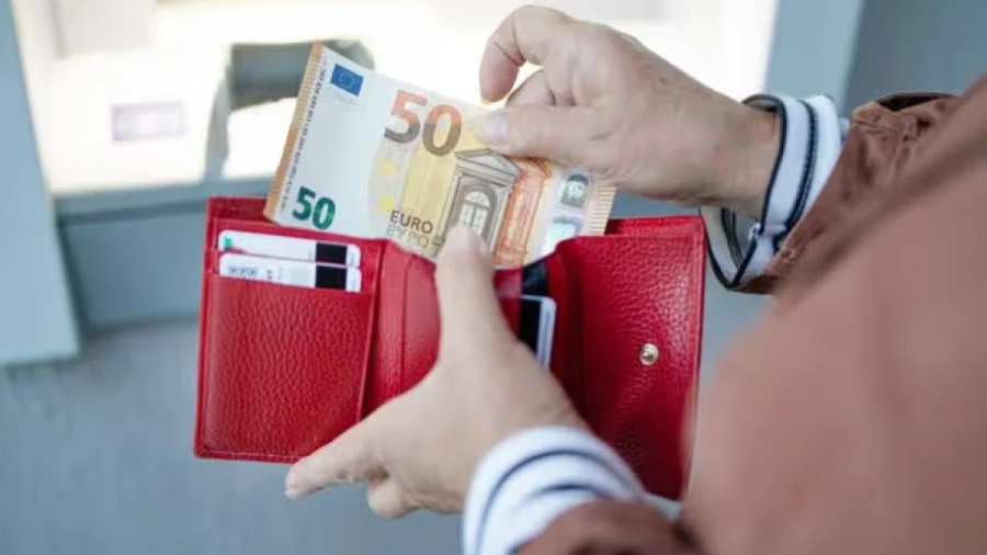 Пенсионната възраст върви към 70 години, бъдещата пенсия ще е средно 63% от заплатата