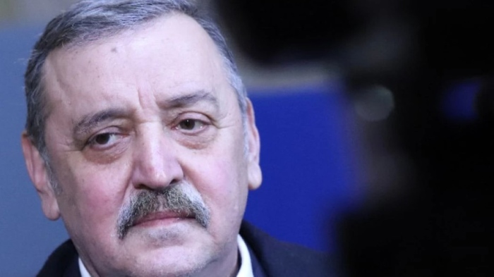 Съвет за каляване на децата: Гаргара със студена вода и сладолед на корем