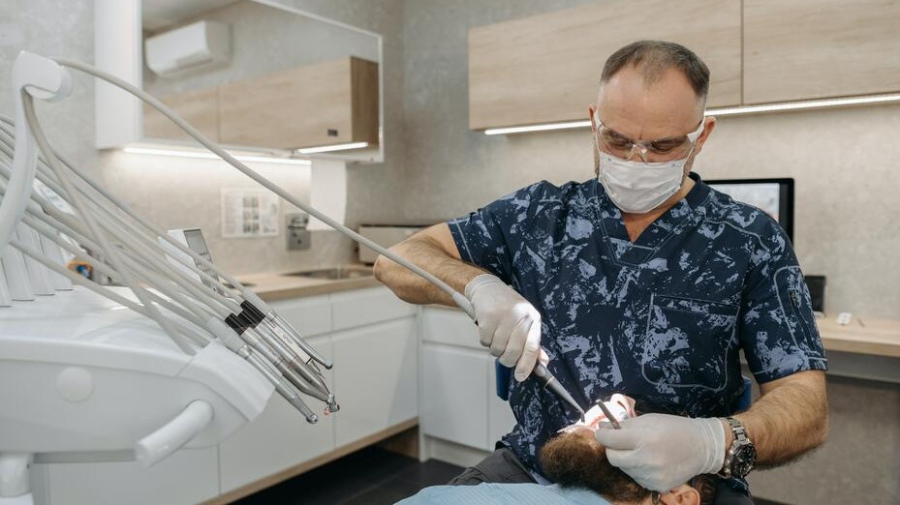 Денталните прегледи вече са в електронното здравно досие