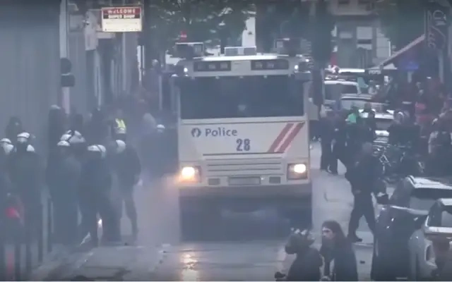 Протест срещу високите цени в Брюксел прерасна в сблъсъци с полицията