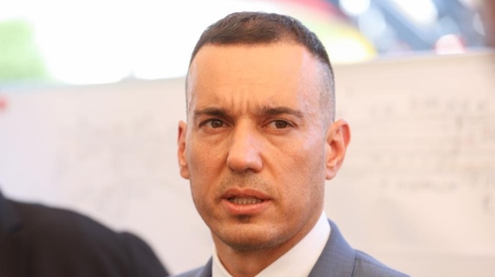 София без парно и топла вода на места: Терзиев посочи кога приключват ремонтите