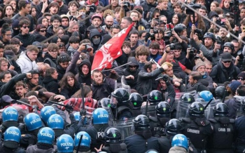 Масови сблъсъци и десетки задържани при протести в цяла Италия